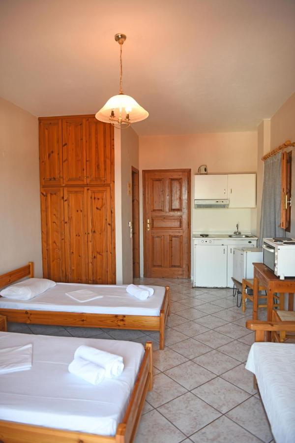 Nikos Studios Gialiskari  Extérieur photo